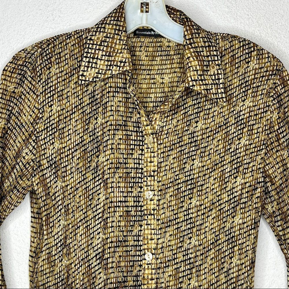 Essentials by Milano Blouse - Picture 2 of 8